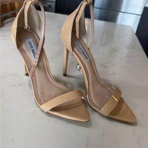 Steve Madden Tan Stiletto Heels Elegant Design